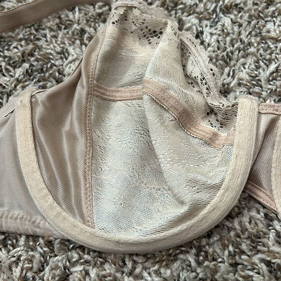 Wacoal Basic Benefits Unlined Full Figure Underwire Bra Sz 38C - Picture 9 of 10